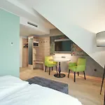 Hotel Bad Duerkheim ゲストハウス