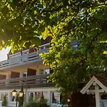 Hotel Bad Duerkheim ゲストハウス
