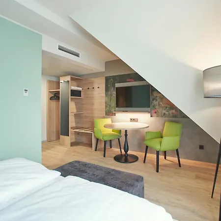 Hotel Bad Duerkheim Guest house
