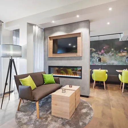 Konukevi Hotel Bad Dürkheim