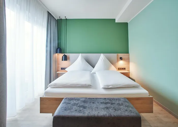 Hotel Bad Duerkheim 3*